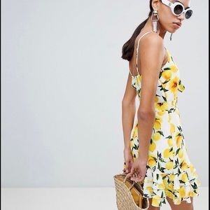 NWT Boohoo cut out lemon print dress